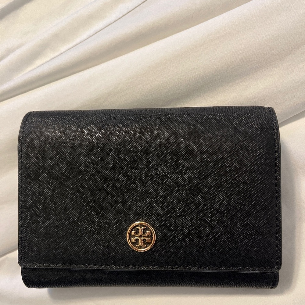 Tory Burch tri fold wallet